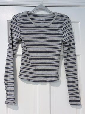 Pink Republic Gray & Navy Striped Long Sleeve Tee